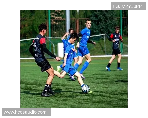 外国足球明星与中国风的完美融合展现文化交融的魅力与精彩