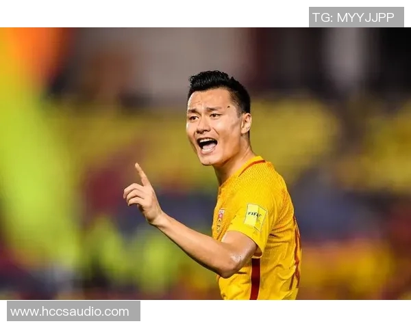 足球场上的传奇人物：探寻足球明星的辉煌与奋斗历程